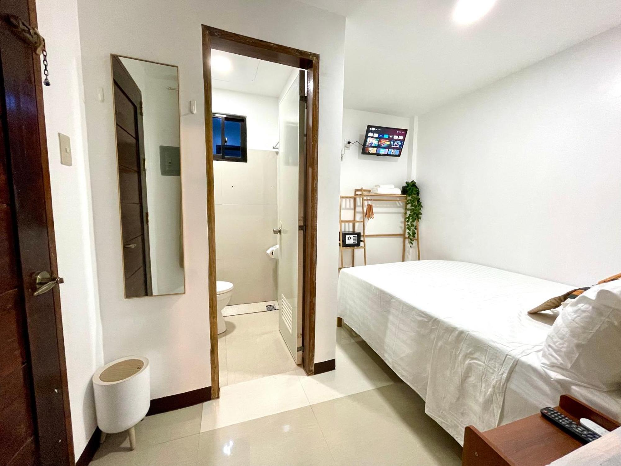 Namal Apartelle - Free Scooter & Gym Access Ель-Нідо Екстер'єр фото